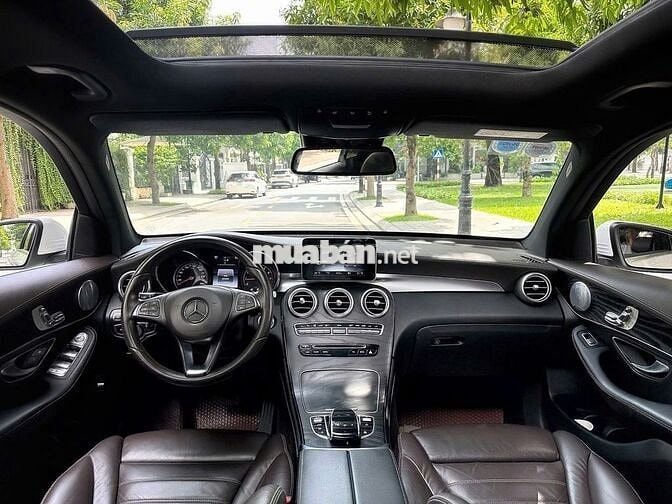 Mercedes Benz GLC300 4Matic 2017