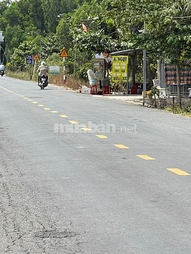 Bán Đất 1696M2 Có 139M2 Thổ,19Mx89M,Mặt Tiền ĐT829 Tân Thạnh Long An 