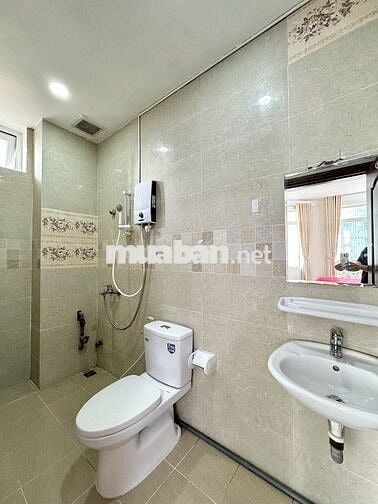 CĂN HỘ BAN CÔNG CÓ THANG MÁY LÊ VĂN SỸ Q.3
