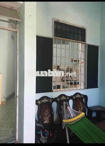 Cho thuê nhà mặt tiền mẹ suốt, không ngập lụt ( chỉ ở, không buôn bán)