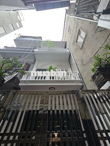 CHỈ BÁN TRONG THÁNG 10 nhà phố Lệnh Cư-Đống Đa 126m2 MT-4m 17.65 tỷ