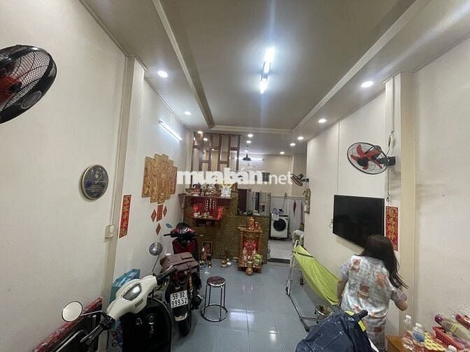 SÁT MT VĨNH KHÁNH Q4- HẺM 3m- 39m2 - 2 LẦU ĐÚC KO QH- CHỈ 5 TỶ NHỈNH