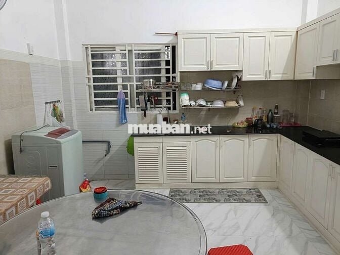 Cho thuê nhà mặt tiền full nội thất Trung Mỹ Tây,Q12