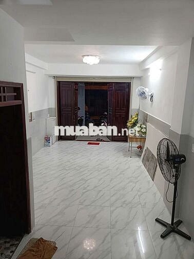 Cho thuê nhà mặt tiền full nội thất Trung Mỹ Tây,Q12