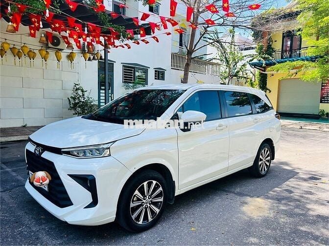 Toyota Avanza Premio 2023 CVT - 71000 km