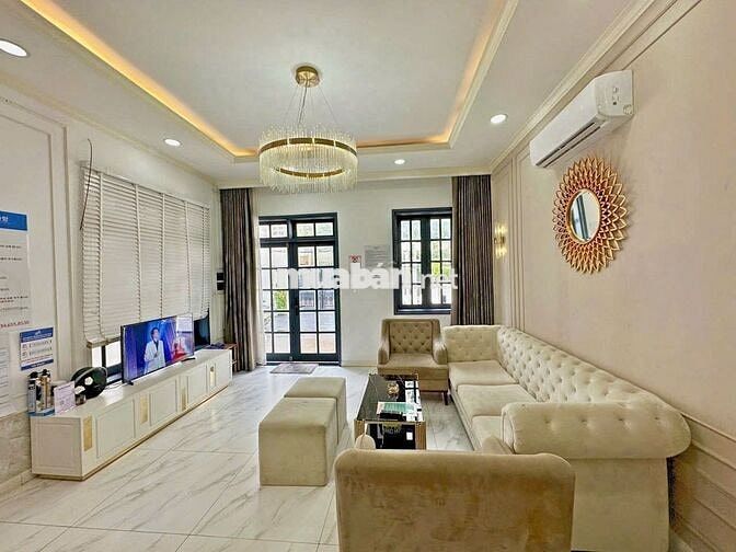CHO THUÊ BIỆT THỰ–NGUYỄN VĂN LINH, FULL NT, HỒ BƠI, 65 TRIỆU