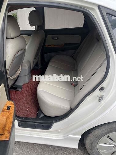 Hyundai Avante 2014 1.6 AT - 180000 km