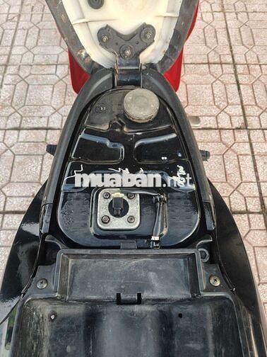 YAMAHA JUPITER 2013 MÁY ÊM