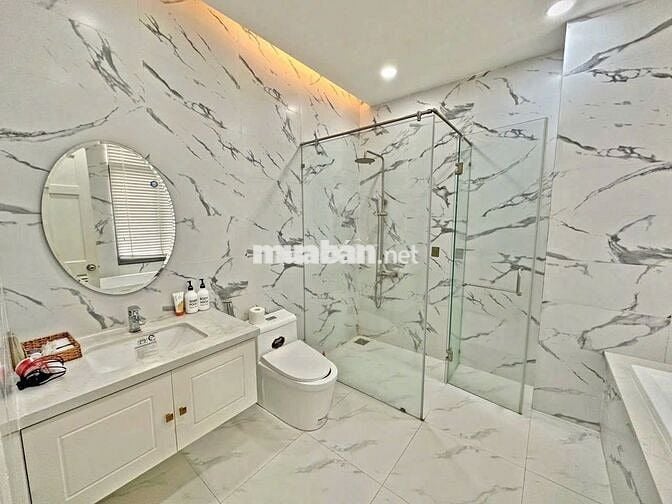 CHO THUÊ BIỆT THỰ–NGUYỄN VĂN LINH, FULL NT, HỒ BƠI, 65 TRIỆU