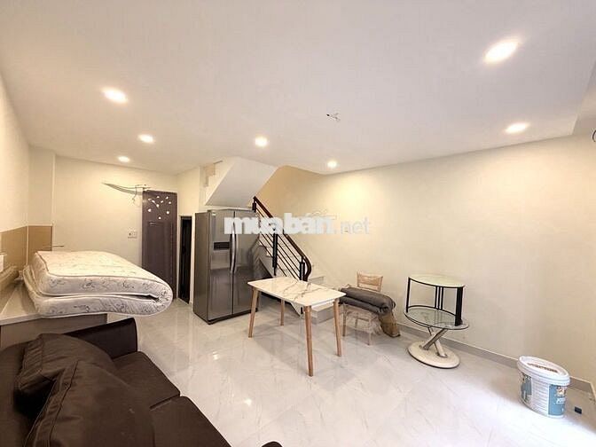 CHDV 4 tầng, DT(8.3x6.1m), Nguyễn Xí, Bình Thạnh, hẻm 3.8m,nhỉnh 8 tỷ.