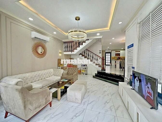 CHO THUÊ BIỆT THỰ–NGUYỄN VĂN LINH, FULL NT, HỒ BƠI, 65 TRIỆU