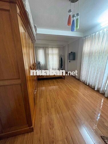 BÁN NHÀ HOÀNG HOA THÁM – 30.3M² – OTO ĐỖ CỬA  – MT 8.8M – 13 TỶ