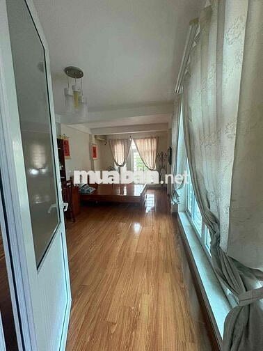 BÁN NHÀ HOÀNG HOA THÁM – 30.3M² – OTO ĐỖ CỬA  – MT 8.8M – 13 TỶ