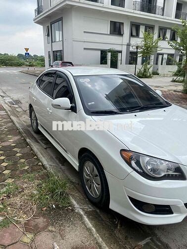 Hyundai Avante 2014 1.6 AT - 180000 km