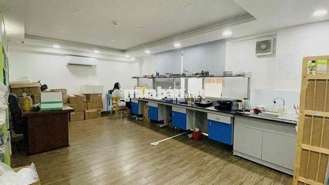 CHO THUÊ NHÀ NGUYÊN CĂN PHAN ĐĂNG LƯU_ 9X18M_ TRỆT 4 LẦU THANG MÁY.