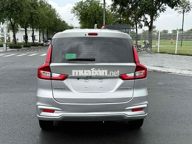 Suzuki Ertiga 2022 số sàn