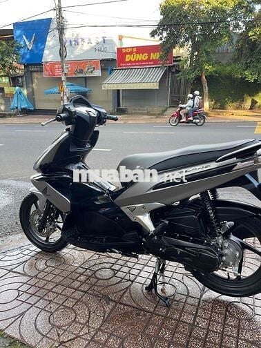 🌟Bán AirBlade.2010Fi.up Thái bạc đen xe phố🌟