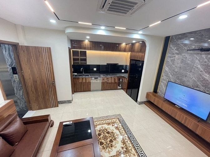 Tây Hồ 50m2, 6 tầng thang máy, ô tô tránh, gần hồ, ở luôn