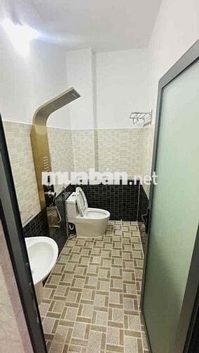 NHÀ ĐẸP VỊ TRÍ VÀNG- LÂM THỊ HỐ - ĐƯỜNG THÔNG XE HƠI 3 TẦNG ĐẸP