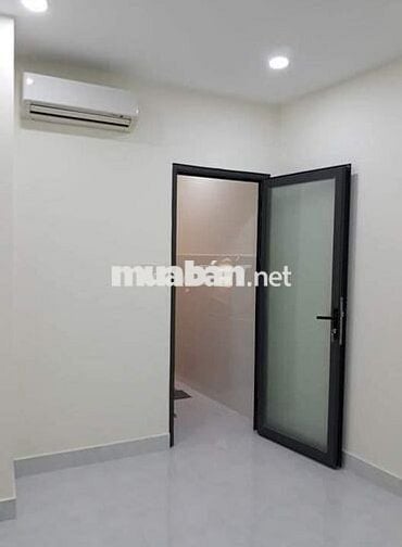 Nhà cho thuê 3 tầng 3 phòng ngủ, toilet riêng, máy lạnh đầy đủ