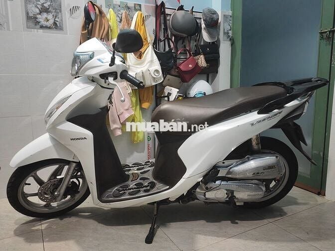 Xe máy Honda Vision 2017 màu trắng, 23000km