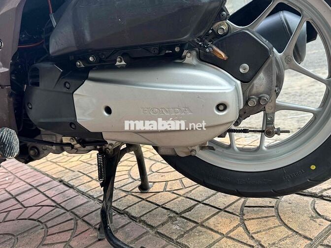 xe 9 chủ it su dụng