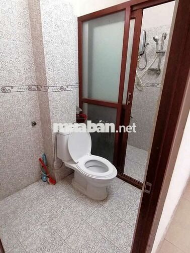 Cho thuê nhà gần Trường học Dĩ An