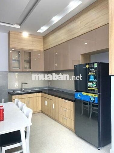 Cho Thuê Căn Villa  Sân Vườn - Hẻm 1/ 6m Ngay Chợ Cầu Sấu - Giá 10tr
