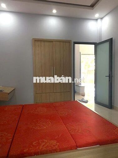 Cho Thuê Căn Villa  Sân Vườn - Hẻm 1/ 6m Ngay Chợ Cầu Sấu - Giá 10tr