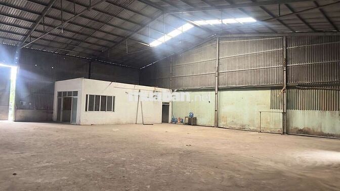 Cho thuê xưởng Dĩ An 1000m/50tr đường cont sẵn văn phòng 3fa sản xuất