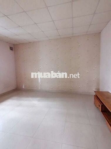 Cho thuê nhà gần Trường học Dĩ An