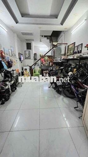 KẾ MT L.V.QUỚI, ĐƯỜNG XE HƠI, NHÀ ĐẸP MỚI Ở NGAY 80m2 sàn hơn 4 tỷ xíu