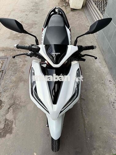 Click Thái 2021 xe đẹp máy zin êm đúng chủ 48tr5