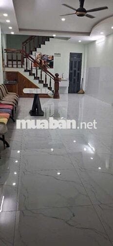 Cho thuê nhà 1 Trệt 3 Lầu gần quốc lộ 1K và Làng Đại học Dĩ An