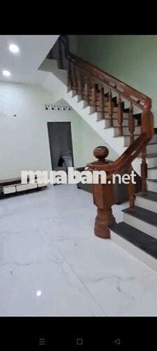 Cho thuê nhà 1 Trệt 3 Lầu gần quốc lộ 1K và Làng Đại học Dĩ An