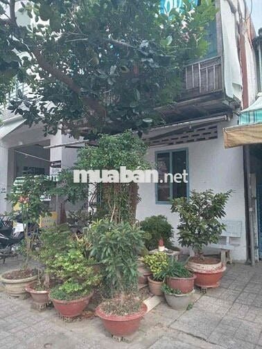 cần bán Đất và nhà Đường Nguyễn Thái Học gần nhà Nghỉ Hellen