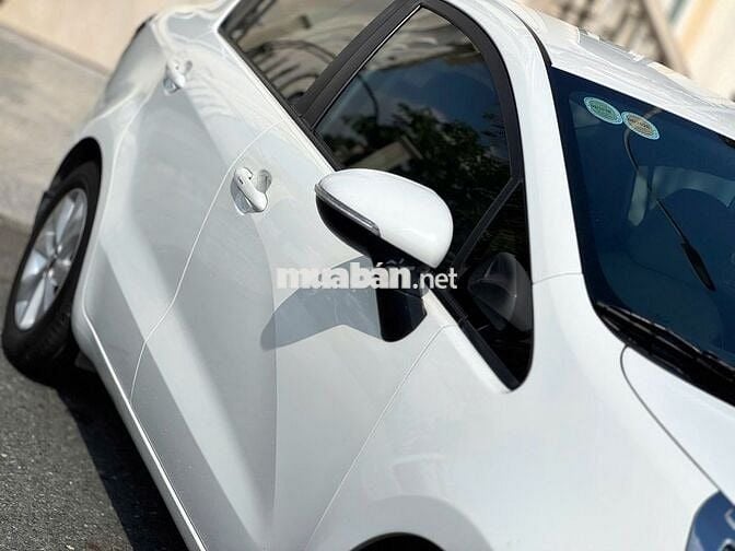 Kia Rio 2016 1.4 AT Sedan nhập Hàn, Lái cực mê