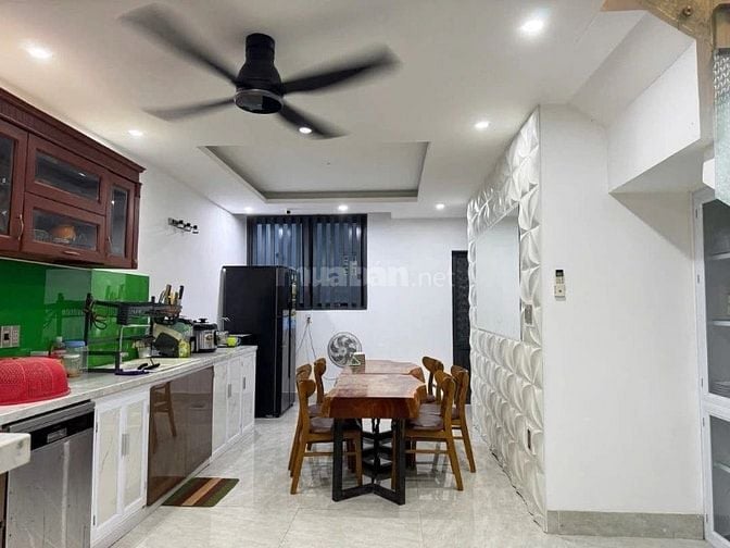 VỊ TRÍ TRUNG TÂM-GIÁ TRỊ TĂNG CAO-GIÁ 3,57TỶ-51m2-TRẦN HỮU TRANG 