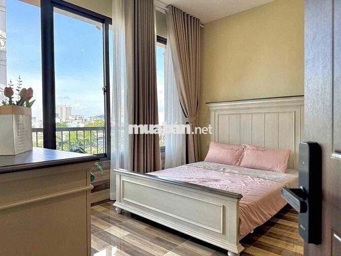 TRỐNG LẠI STUDIO 40 m2 CỬA SỔ BAN CÔNG CỰC THOÁNG VÀO QUẬN 1 5 phút