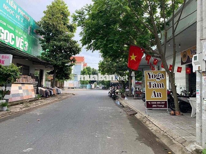 Mới Nhất. Nền Đẹp Kề Góc Chợ Sao Mai Bình Khánh