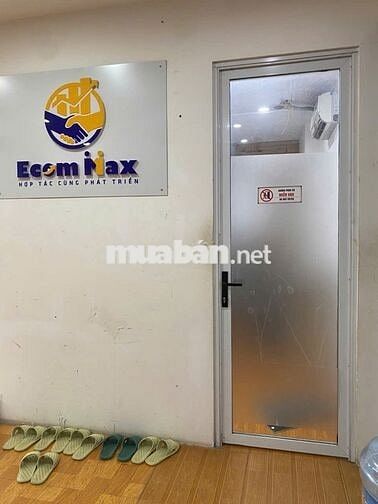 CHÍNH CHỦ CHO THUÊ VĂN PHÒNG TẦNG 8 – 100m² – FULL NỘI THẤT
