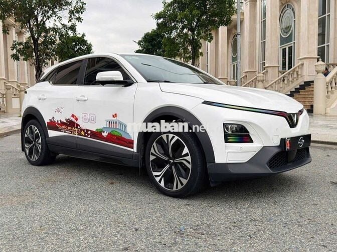 Vinfast VF6 Plus mua pin 2024, odo 6800km, ht góp.