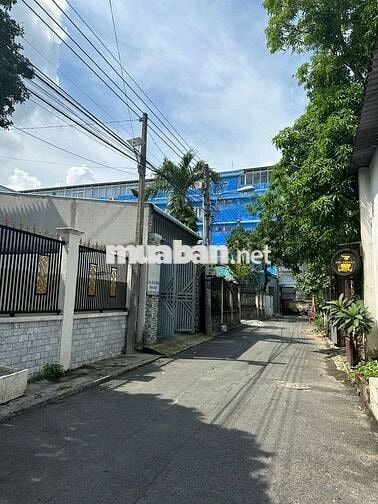 Bán đất gần đại học TDM, dt 5.5x27m, giá nhỉnh 4 tỷ rẻ nhất khu