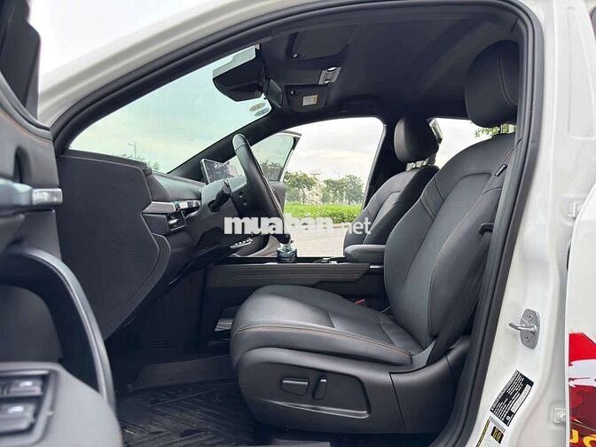 Vinfast VF6 Plus mua pin 2024, odo 6800km, ht góp.
