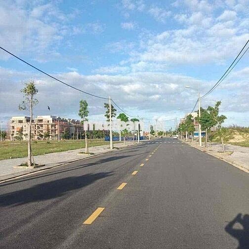Chủ cần tiền ra hàng gấp Đất Biển Đà Nẵng
