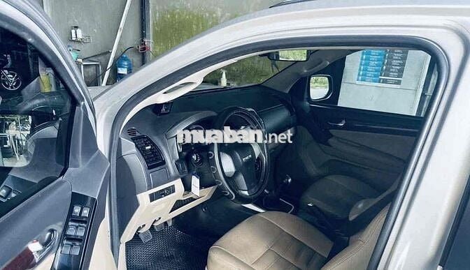 Isuzu Mu X 2021 Số sàn máy dầu