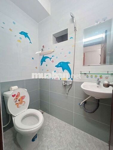 TRỐNG 2 PHÒNG NGỦ ĐẦU ĐƯỜNG LÊ ĐỨC THỌ GẦN IUH, VLU