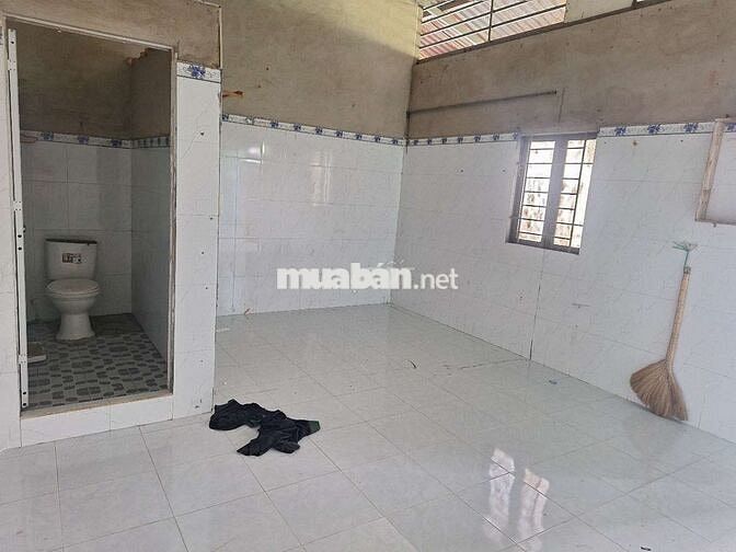 Riêng biệt như nhà nguyên căn dtsd:24m² trệt lối đi riêng wiew hồ TM