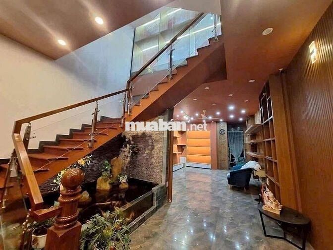 Cho thuê nhà 5 tầng mt hồ quý ly ,hòa minh Liên Chiểu