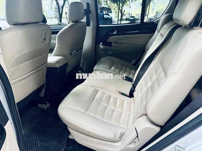 Isuzu Mu X 2021 Số sàn máy dầu